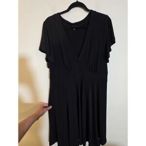 Torrid Size 2(18/20)Black V-Neck Stretch Jersey Fit & Flare Skater Shirt.